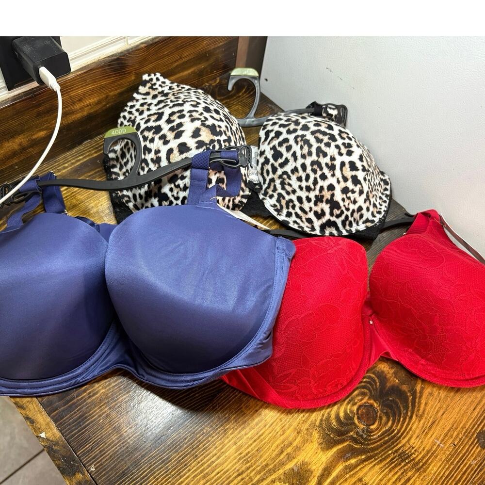 Joyspun Lot of 3 Bras Size 40DD